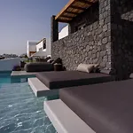 Luxury 4*