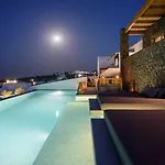 Luxury ثيرا