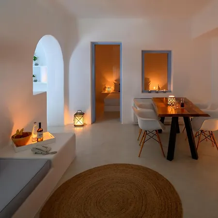 Luxury 4* ثيرا