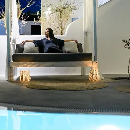 Luxury 4* Fira (Santorini)