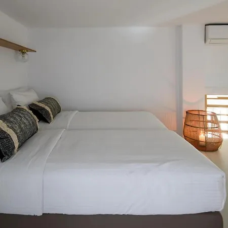 Luxury Bed & Breakfast Fira (Santorini)
