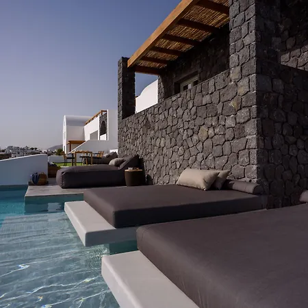 Luxury 4* Fira (Santorini)