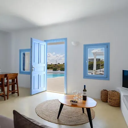 Oda ve Kahvaltı Luxury Fira (Santorini)