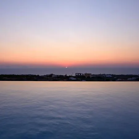 Bed & Breakfast Luxury Fira (Santorini)