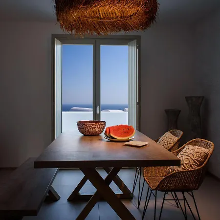 Bed & Breakfast Luxury Fira (Santorini)