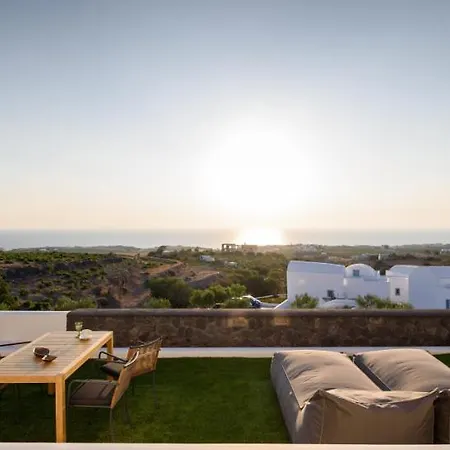 Luxury Fira (Santorini)